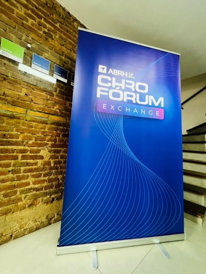 Monta em quantos minutos? | São Paulo | Cipriani Comunicação Visual