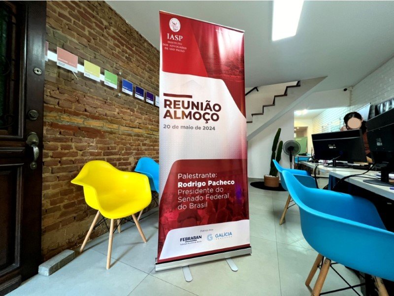 Qual a gramatura da lona? | São Paulo | Cipriani Comunicação Visual