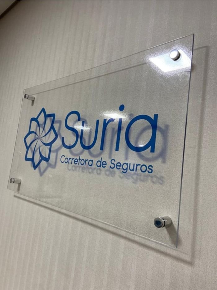 Logo em Acrílico em São Paulo Slide 1 | Cipriani Comunicação Visual