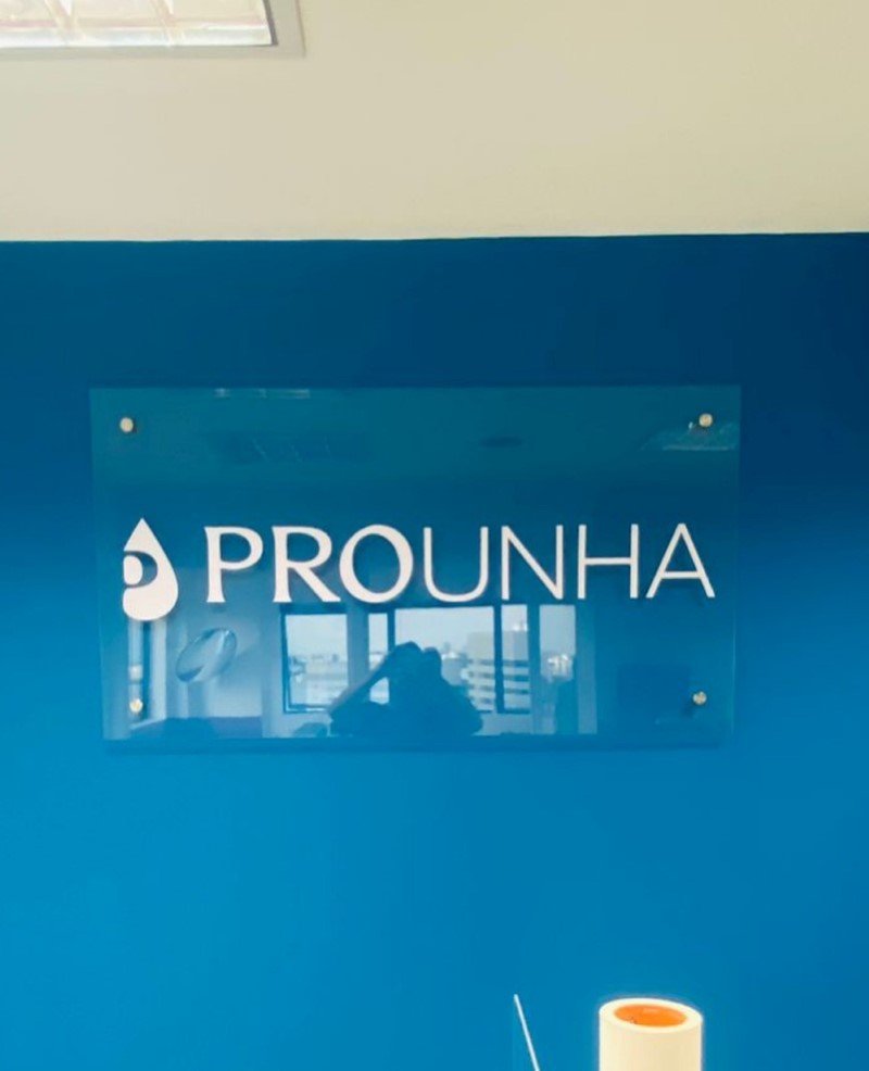 Logo em Acrílico em São Paulo Exemplo 2 | Cipriani Comunicação Visual