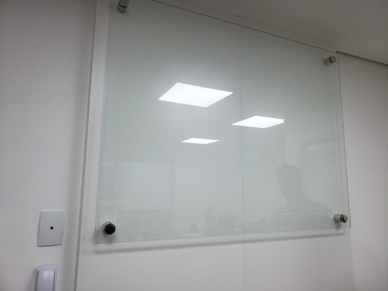 Lousa de Vidro Laminado em São Paulo Slide 3 | Cipriani Comunicação Visual