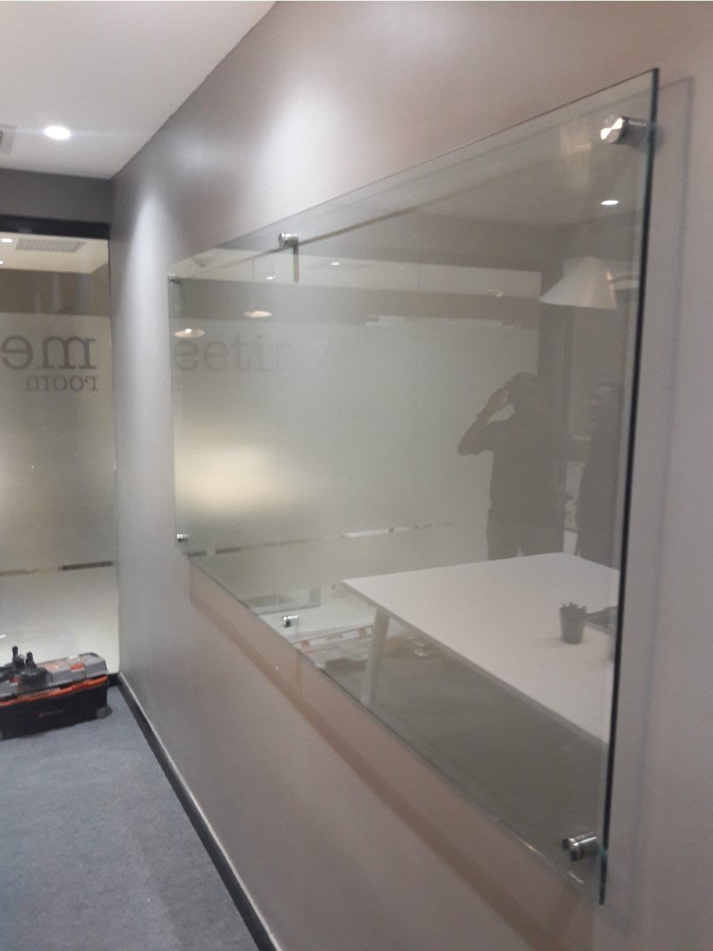 Lousa de Vidro Laminado em São Paulo Exemplo 3 | Cipriani Comunicação Visual