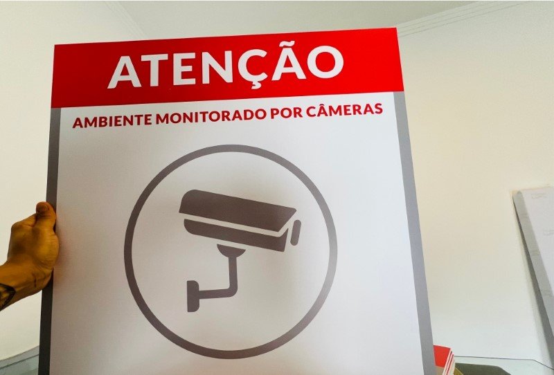 Placa Autoadesiva em São Paulo Exemplo 2 | Cipriani Comunicação Visual