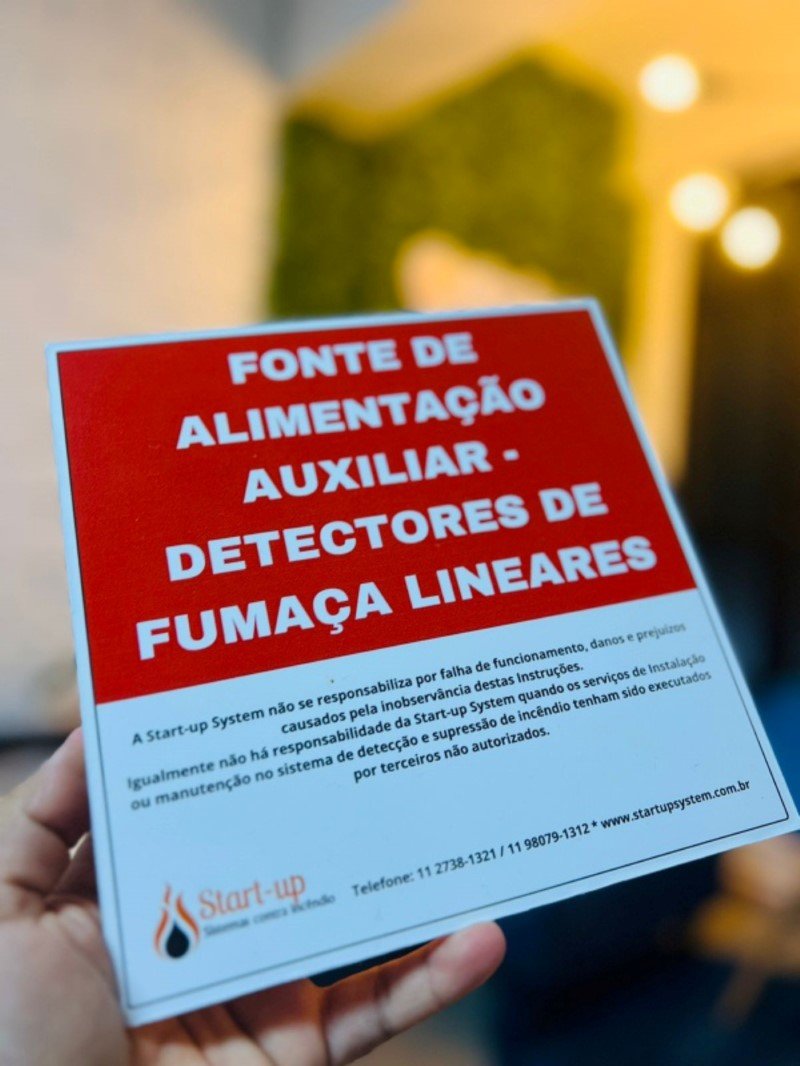 Placa Autoadesiva em São Paulo Exemplo 4 | Cipriani Comunicação Visual