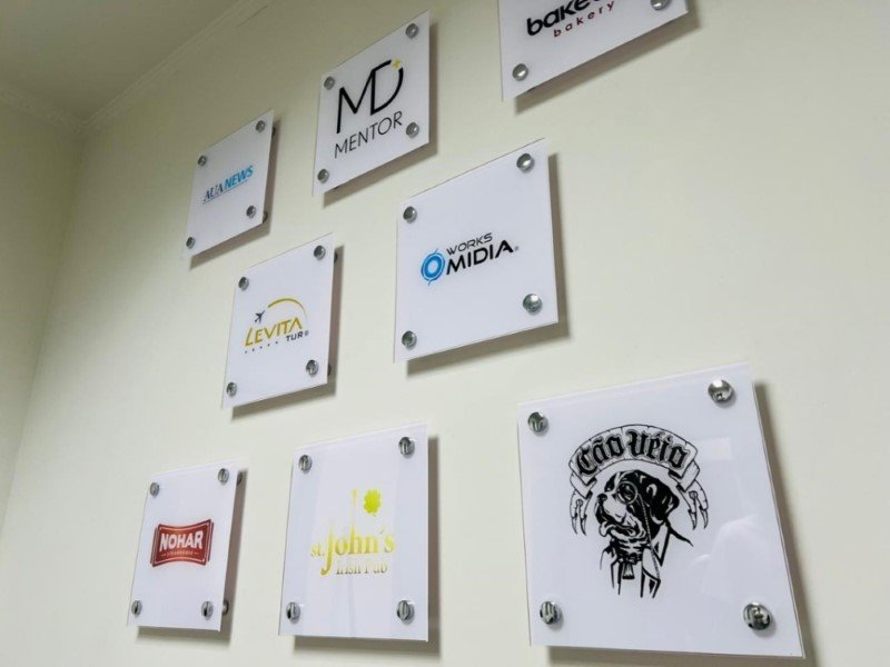 Placa de Acrílico em São Paulo Exemplo 4 | Cipriani Comunicação Visual
