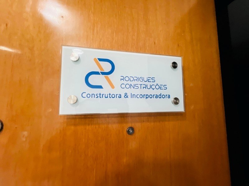 Placa de Porta em São Paulo Exemplo 3 | Cipriani Comunicação Visual