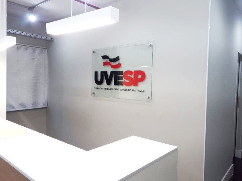 Placa de Porta para Escritório em São Paulo Exemplo 3 | Cipriani Comunicação Visual