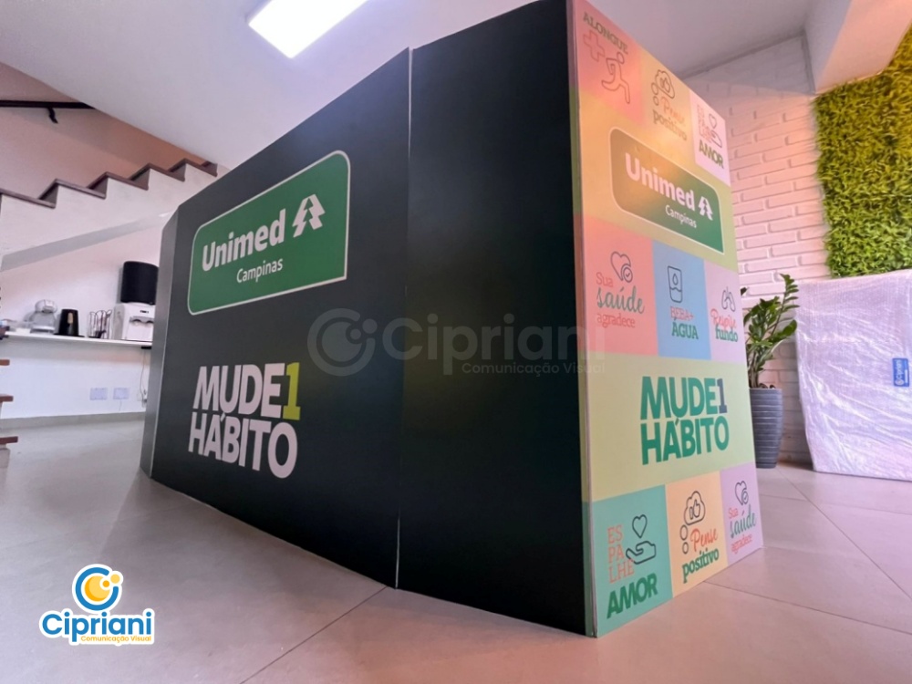 Adesivação de Stand para Balcão Móvel em Evento, Compre Já 1 Imagem Adesivação de Stand para Balcão Móvel em Evento, Compre Já 1 Imagem