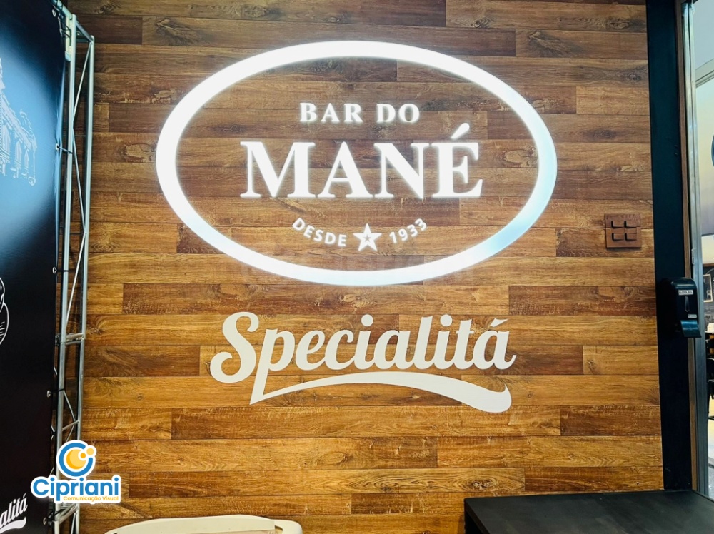 Adesivo para Bar no Mercado Municipal Madeira e Branco 1 Imagem Adesivo para Bar no Mercado Municipal Madeira e Branco 1 Imagem