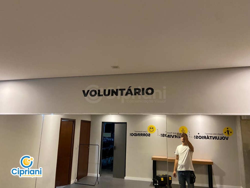 Adesivo para Escritório Cinza e Amarelo, Cotação via Zap 2 Imagem Adesivo para Escritório Cinza e Amarelo, Cotação via Zap 2 Imagem