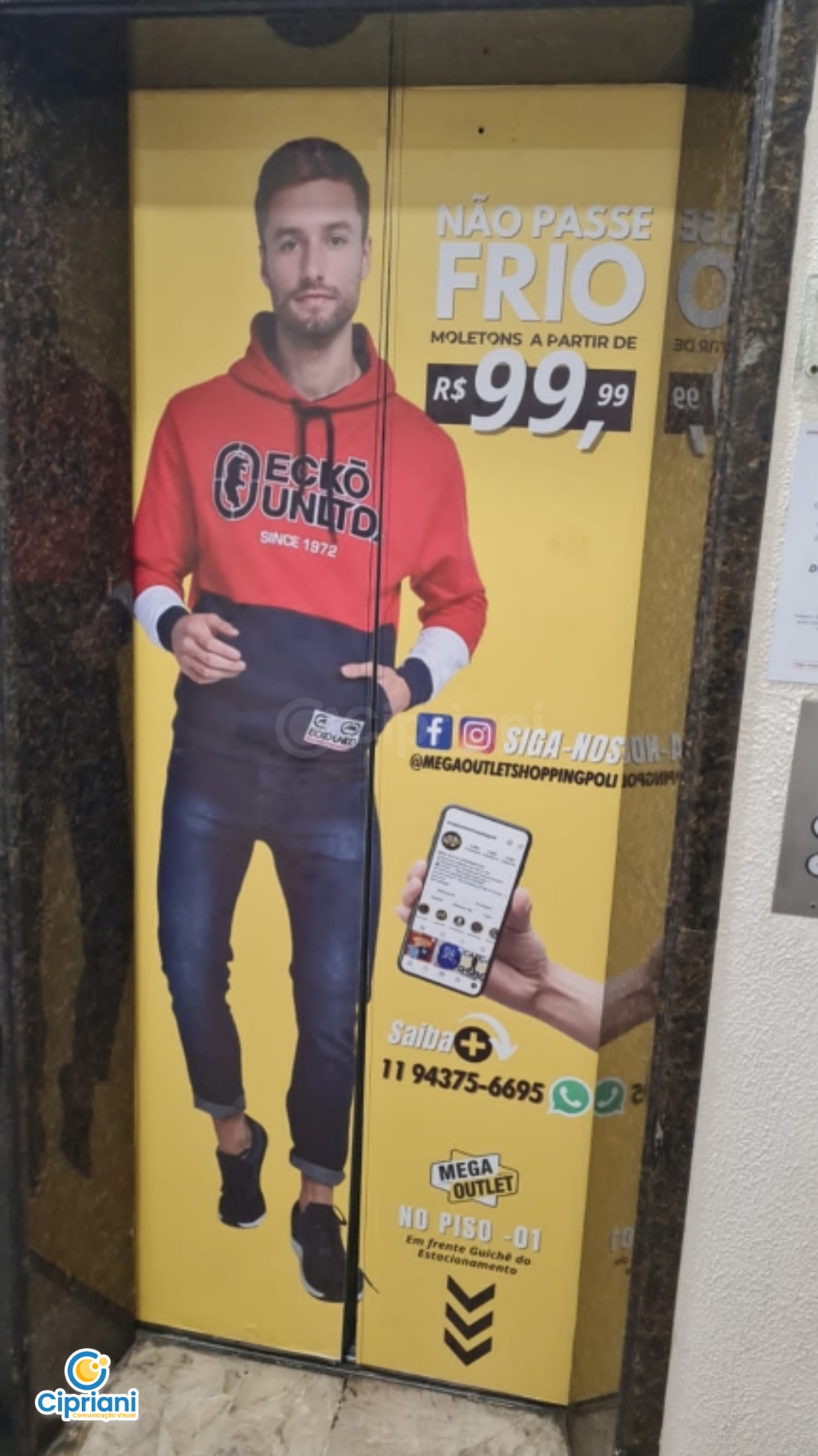 Adesivo para Porta de Elevador Amarelo e Branco 1 Imagem Adesivo para Porta de Elevador Amarelo e Branco 1 Imagem