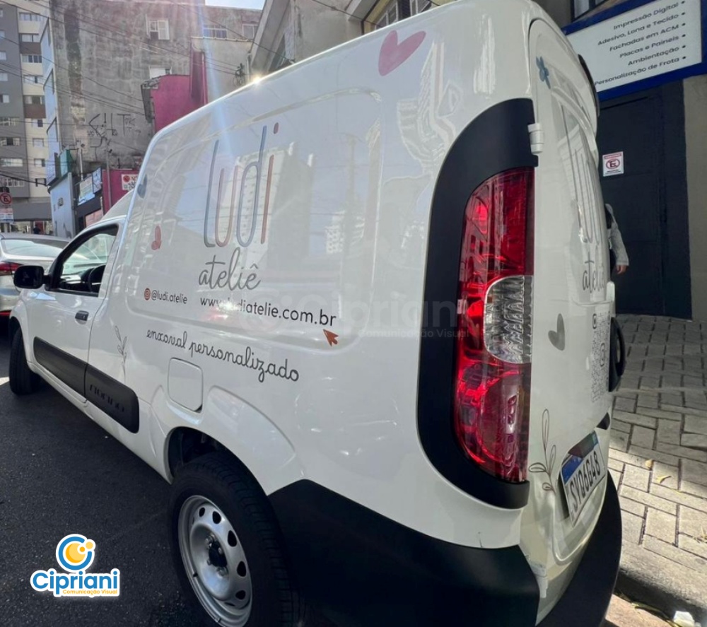 Adesivo para Veículo Fiorino com Identificação Tons Pastéis 2 Imagem Adesivo para Veículo Fiorino com Identificação Tons Pastéis 2 Imagem