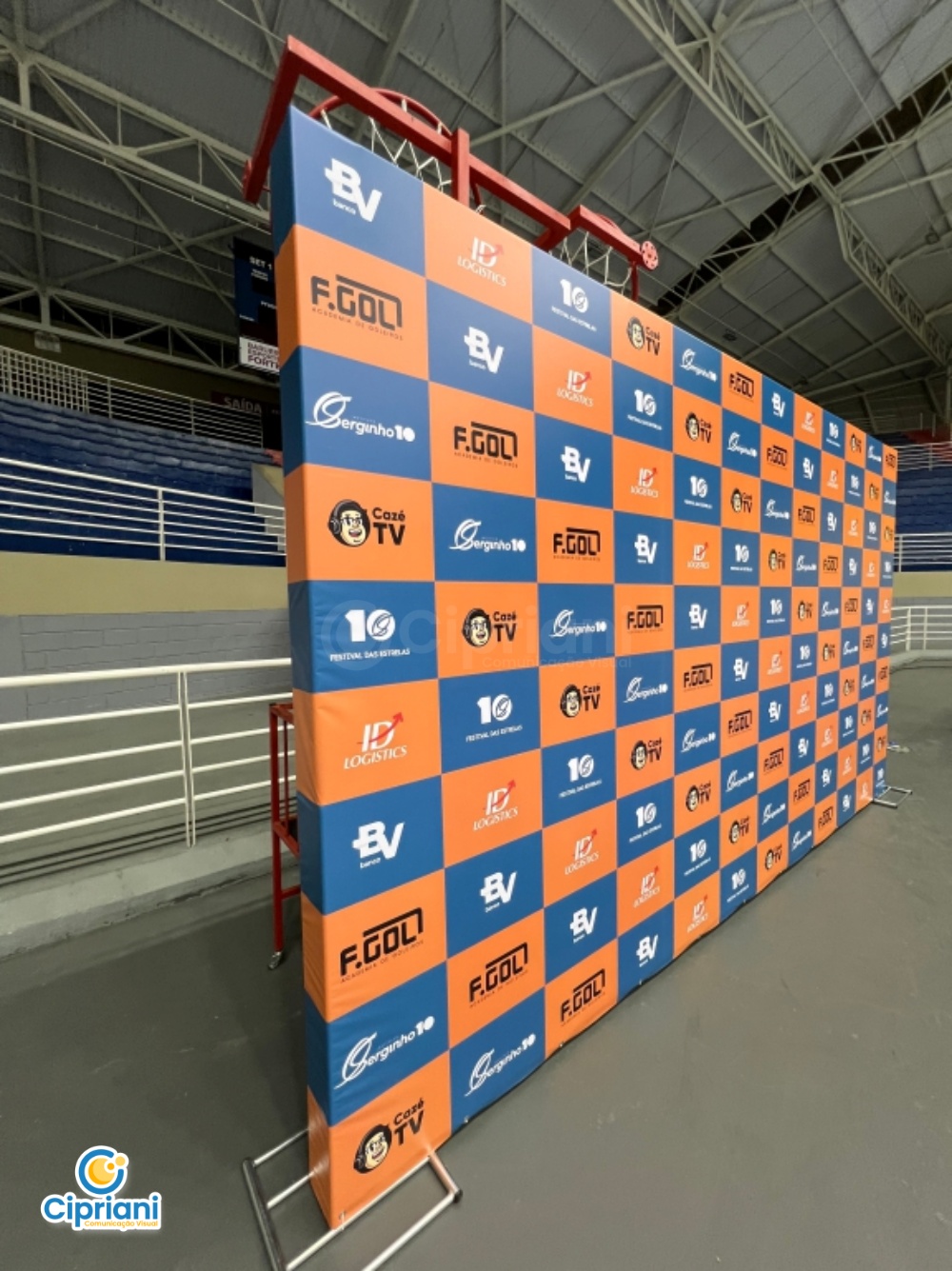 Backdrop para Entrevistas em Evento, Cotação Rápida 1 Imagem Backdrop para Entrevistas em Evento, Cotação Rápida 1 Imagem