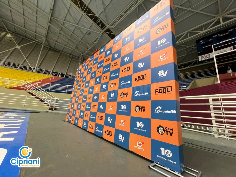 Backdrop para Entrevistas em Evento, Cotação Rápida 3 Imagem Backdrop para Entrevistas em Evento, Cotação Rápida 3 Imagem