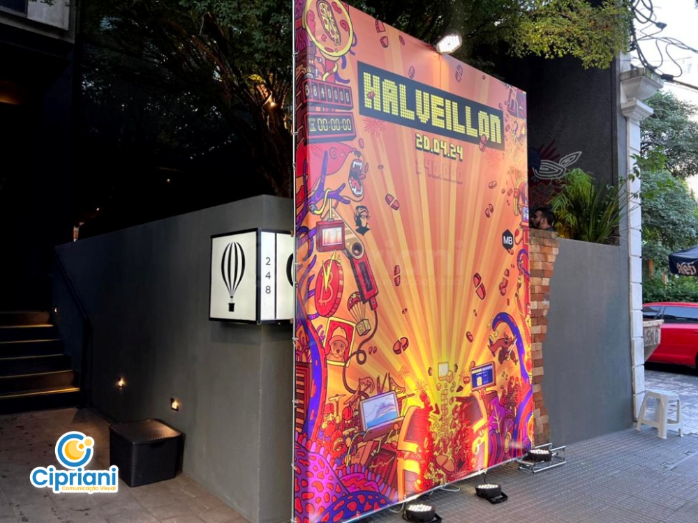 Backdrop para Evento em Bar de Pinheiros, Compre Já 1 Imagem Backdrop para Evento em Bar de Pinheiros, Compre Já 1 Imagem