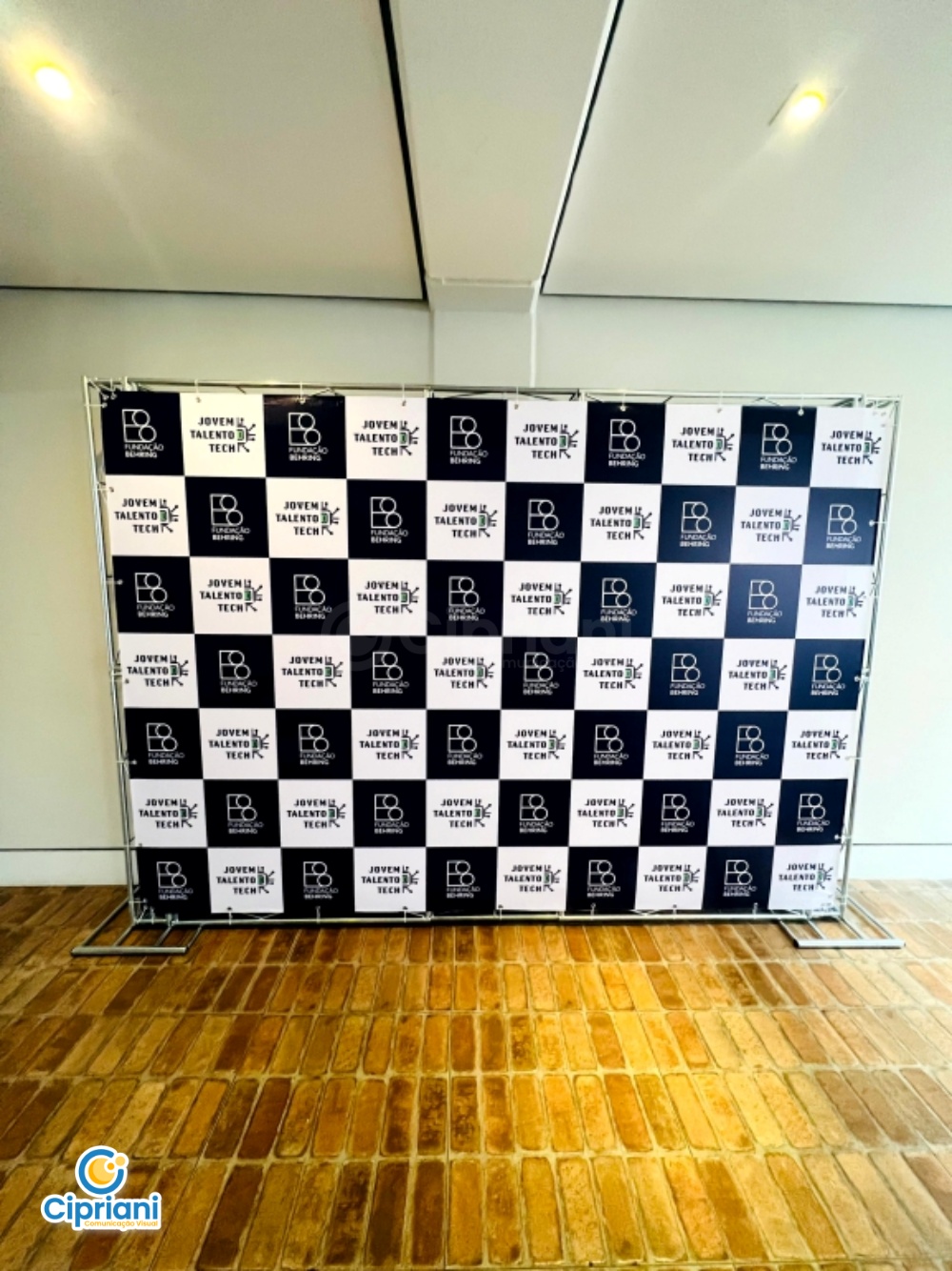 Backdrop para Evento Escolar em Hotel, Orçamento Rápido 2 Imagem Backdrop para Evento Escolar em Hotel, Orçamento Rápido 2 Imagem