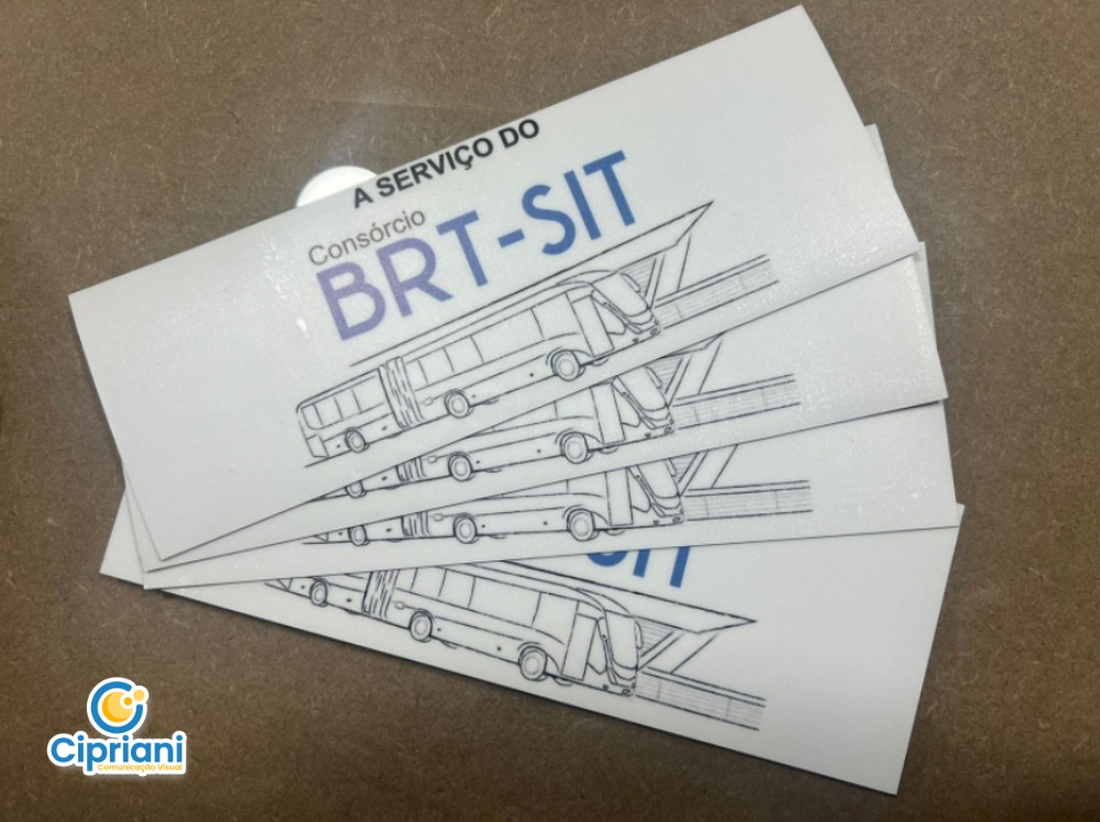 Imãs com Logo para Identificação Branco e Azul, Saiba Mais 1 Imagem Imãs com Logo para Identificação Branco e Azul, Saiba Mais 1 Imagem