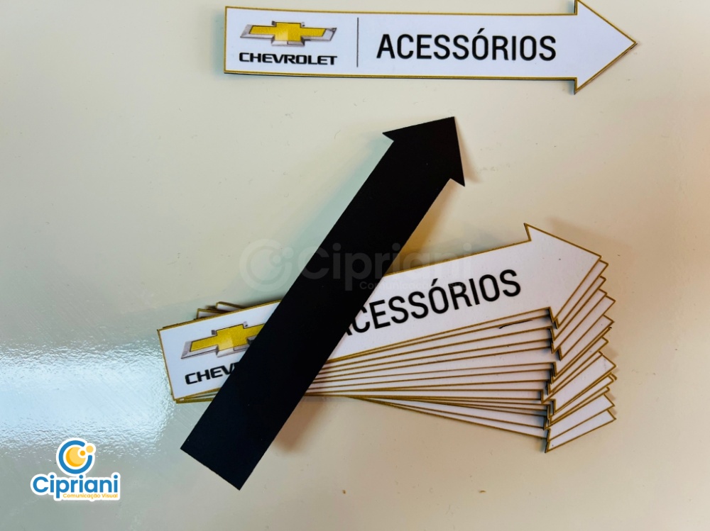 Imãs de Indicação em Formato Seta em Dourado e Preto 3 Imagem Imãs de Indicação em Formato Seta em Dourado e Preto 3 Imagem