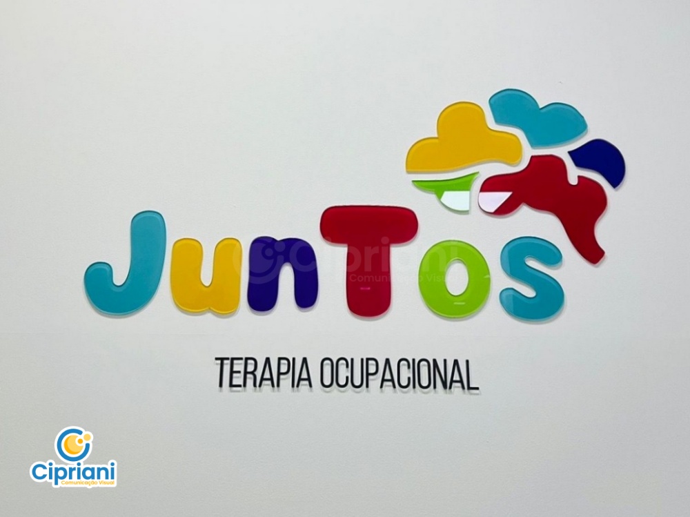 Logotipo Colorido em Acrílico Colorido e Branco, Saiba Mais 1 Imagem Logotipo Colorido em Acrílico Colorido e Branco, Saiba Mais 1 Imagem