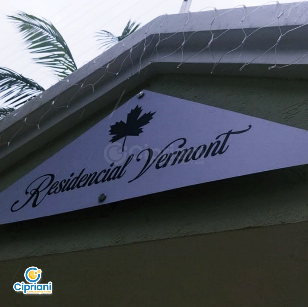 Placa de Vidro em Condomínio Preto e Branco, Orçamento 2 Imagem Placa de Vidro em Condomínio Preto e Branco, Orçamento 2 Imagem
