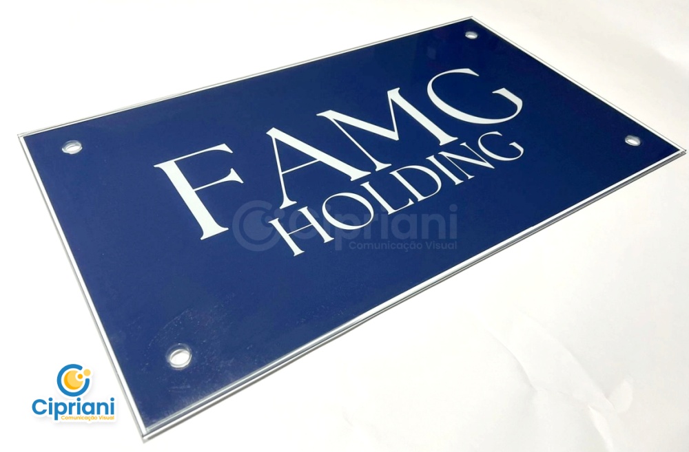 Placa de Vidro Logo Azul e Branco, COmpre sob Medida 1 Imagem Placa de Vidro Logo Azul e Branco, COmpre sob Medida 1 Imagem