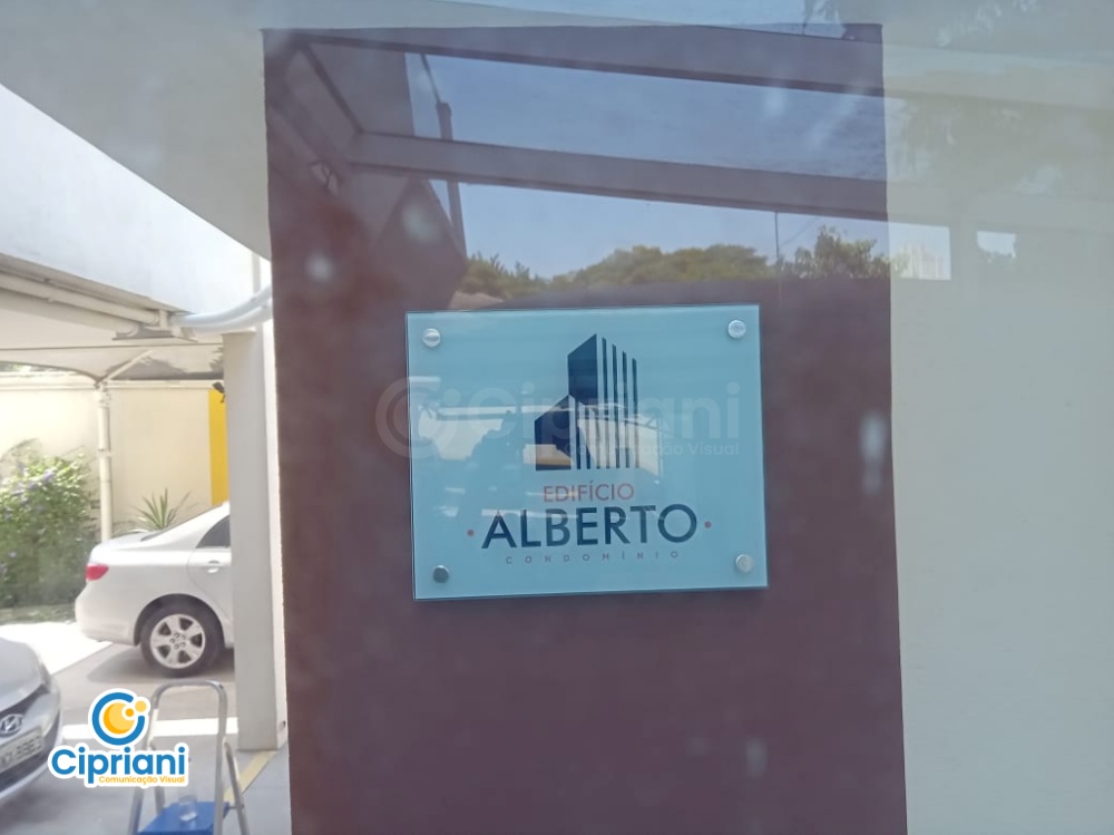 Placa de Vidro para Prédio Cinza e Laranja, Compre Já 2 Imagem Placa de Vidro para Prédio Cinza e Laranja, Compre Já 2 Imagem