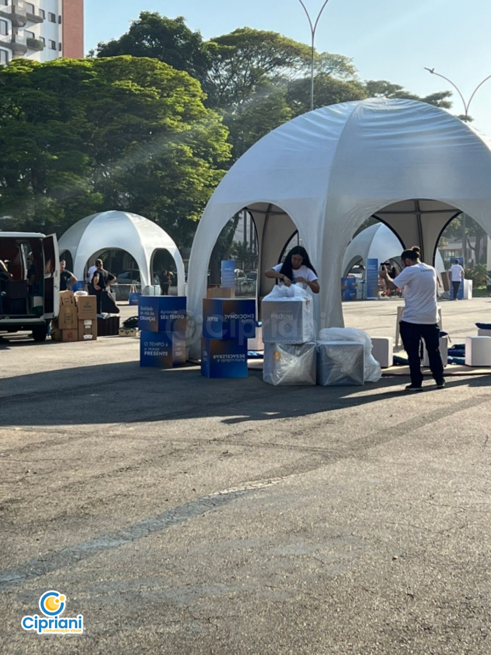 Placas Cubos para Eventos Azul e Branco, Orçamento 4 Imagem Placas Cubos para Eventos Azul e Branco, Orçamento 4 Imagem