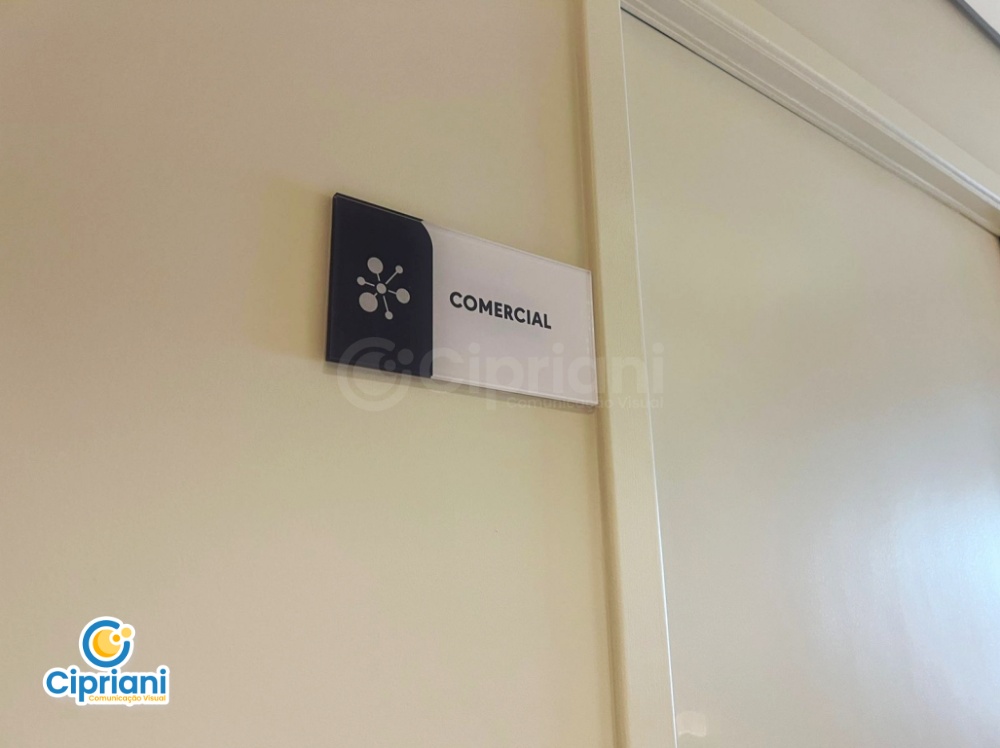 Placas Identificação de Consultórios Preto e Branco 1 Imagem Placas Identificação de Consultórios Preto e Branco 1 Imagem