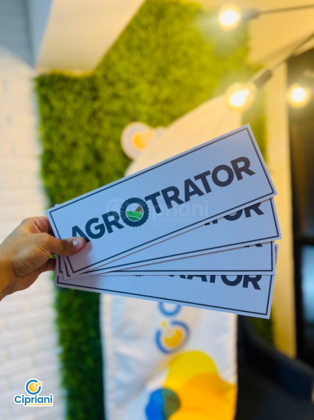 Placas Identificação de Máquinas Preto e Verde, Compre Já 1 Imagem Placas Identificação de Máquinas Preto e Verde, Compre Já 1 Imagem