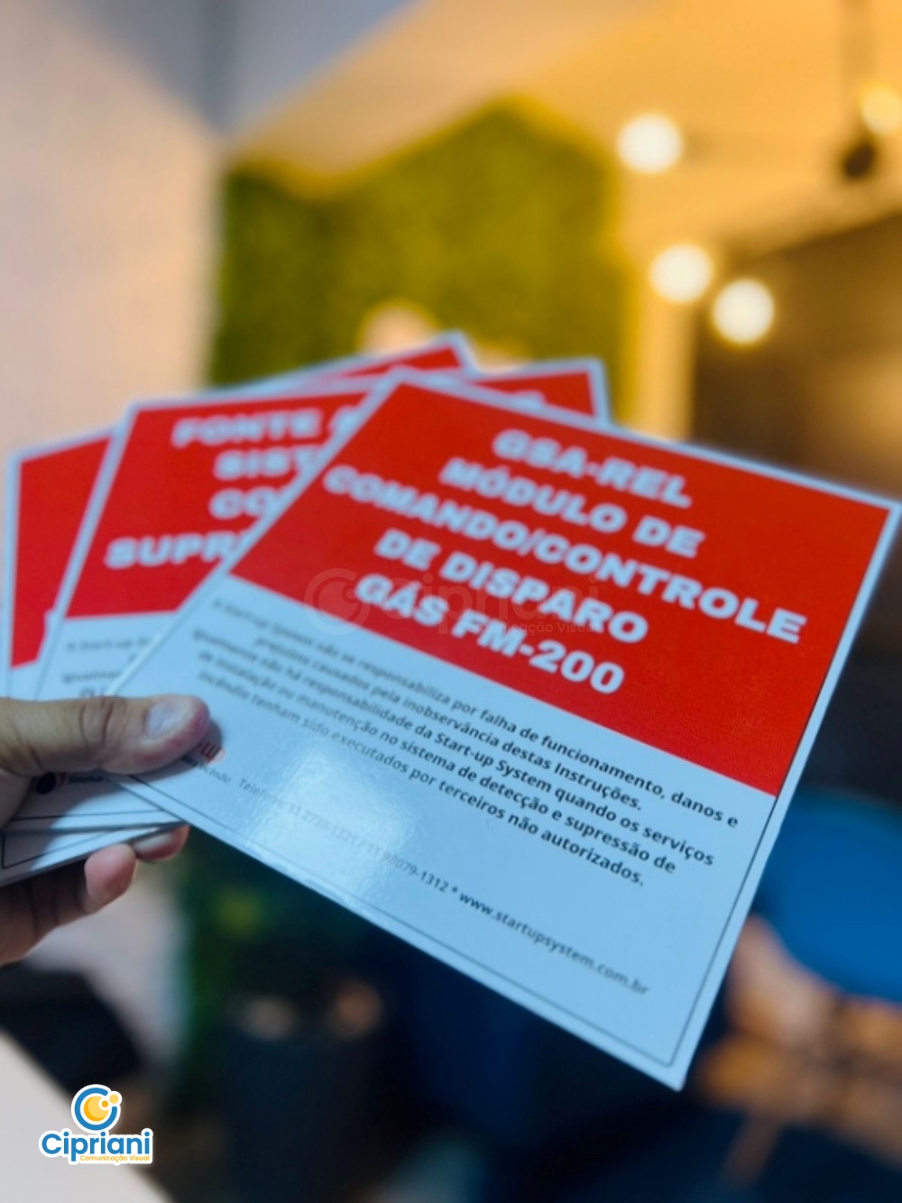 Placas Sinalização de Segurança Vermelho e Branco, Orçamento 2 Imagem Placas Sinalização de Segurança Vermelho e Branco, Orçamento 2 Imagem