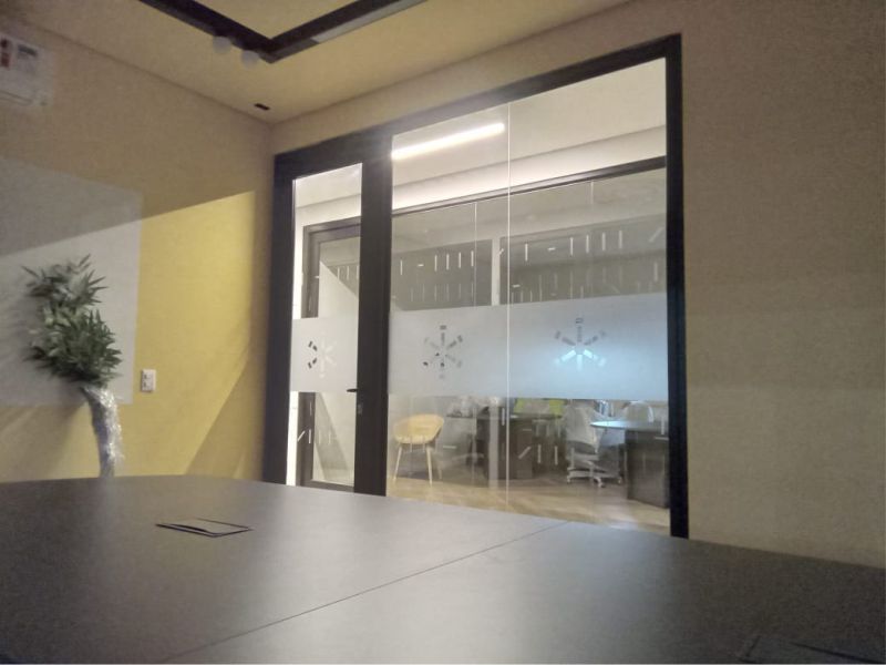 Adesivo Jateado para Porta de Vidro em São Paulo, Ver Mais Imagem Principal Adesivo Jateado para Porta de Vidro em São Paulo, Ver Mais Imagem Principal