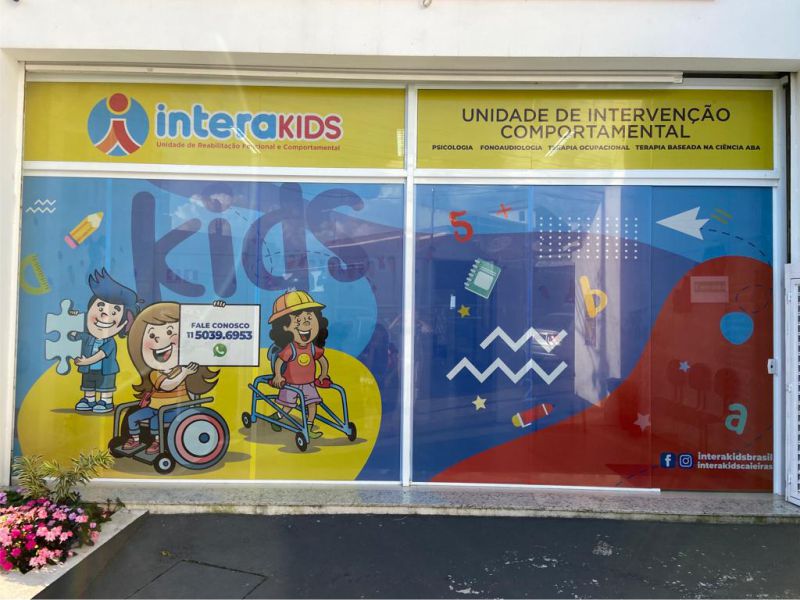 Adesivo Perfurado para Vitrine em São Paulo, Orçamentos Imagem Principal Adesivo Perfurado para Vitrine em São Paulo, Orçamentos Imagem Principal