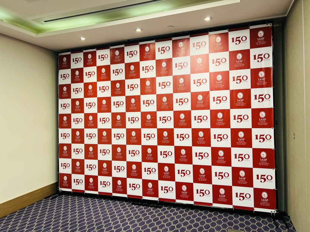 Impressão de Tecidos com Ilhós para Backdrops, Veja Mais 1 Imagem Impressão de Tecidos com Ilhós para Backdrops, Veja Mais 1 Imagem